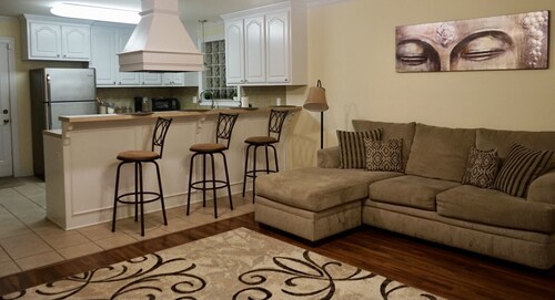 Spacious, 3BR Mins from LSU Stadium