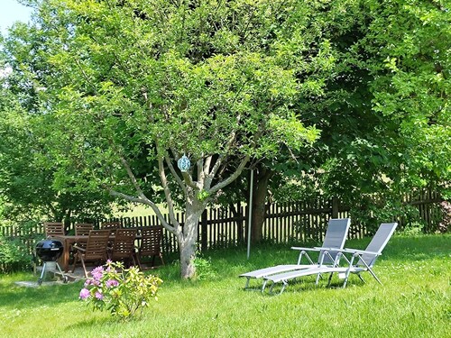 Haus Nr. 37 - ein komplettes Haus mit Garten nur für Sie in wunderschöner Natur