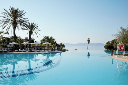 Hydra Beach Resort