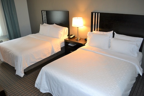 Holiday Inn Express Hotel & Suites Selinsgrove, an IHG Hotel