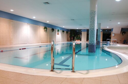 Hibernian Hotel & Leisure Centre