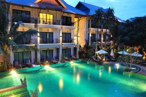 Navatara Phuket Resort