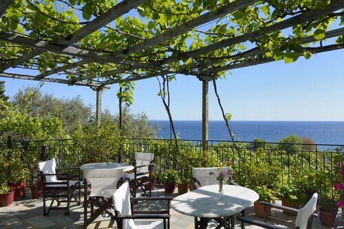Hotel Agnadi-Horefto