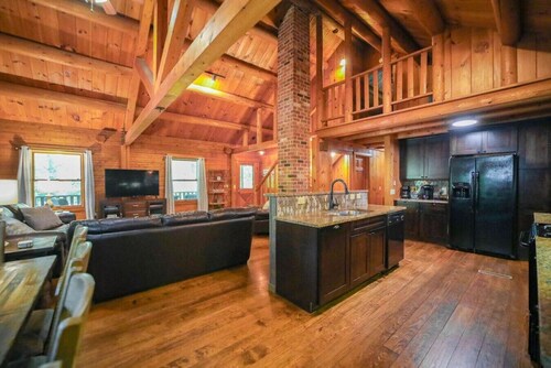 Modern 4 bd Log Cabin in Afton on 151 Brew/Wine Trail/Hike/Ski