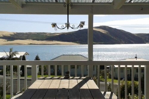 Opononi Sunsets and Sea views