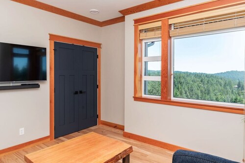 Smoky Mountain Retreat-Peaceful & Private Stay