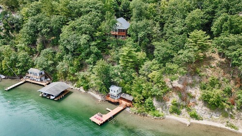 Lake A Lot: "Charming and Modern - Canandaigua Lake Dream Home!"