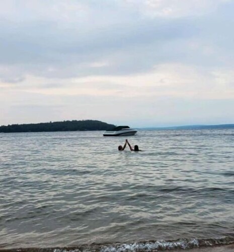 Taigh Loch - Lakes Region Retreat!