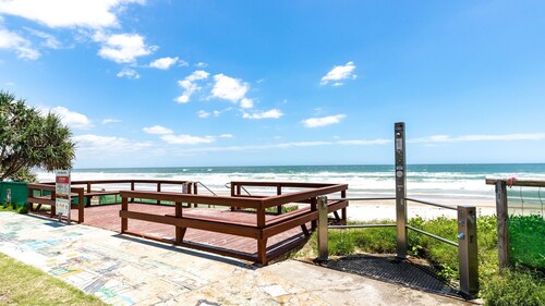 Happy Dayz - Palm Beach Dog Friendly Beach House