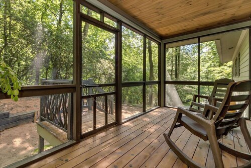 Brevard NC Pets Golf Hiking Lakes Mountain Biking Porch Waterfalls Breweries