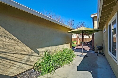 @ Marbella Lane - 4BR Home Away From Home | Ldry