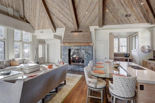 Luxury Mountain-Side Penthouse with Stunning Views! by RedAwning