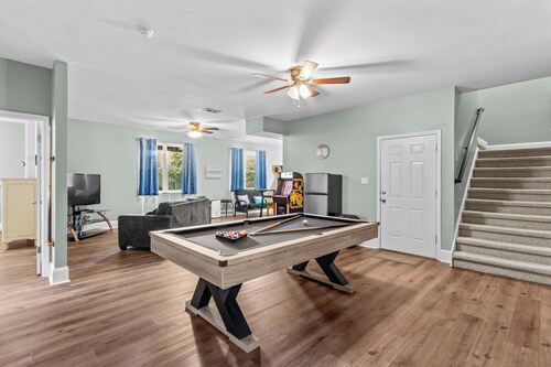 Castaway Cove Lake Norman NC - Beautiful Lake Front Vacation Home!