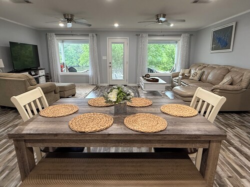 Caney Lake Anchors Away