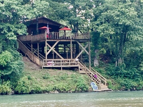 Shipp's Landing-Cozy Secluded Retreat on the Water