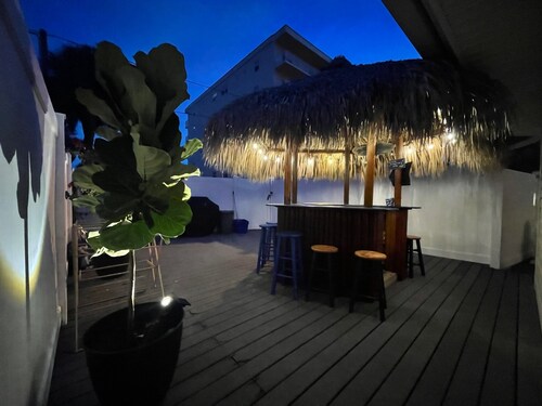 Coastal Retreat Near John’s Pass Village