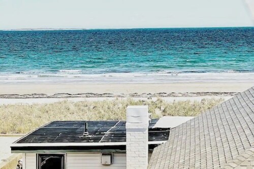Beach House ∆ Prime Location ∆ Steps to the Ocean