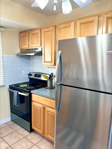 Near Lake Erie!, Downtown, Rock Hall, Euclid Beach