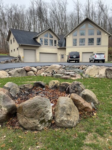 Private 3+ acre executive retreat 4 "blocks" from Pokegama Lake & bike trailhead