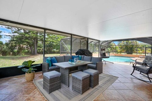 Casa Boca - Perfect Florida Getaway with Large Heated Saltwater Pool