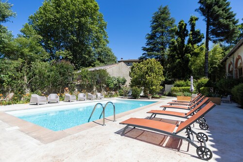 Hotel Les Bellugues