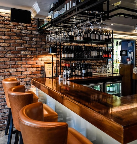 The Huntsman Inn