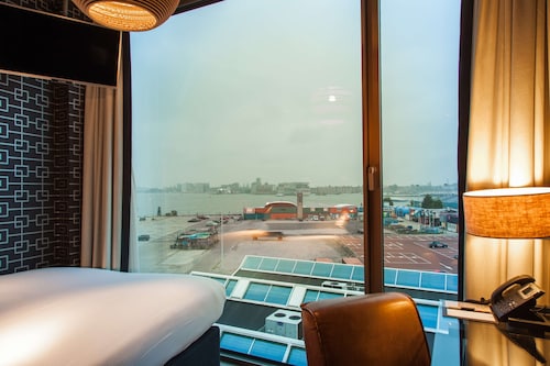 DoubleTree by Hilton Hotel Amsterdam - NDSM Wharf