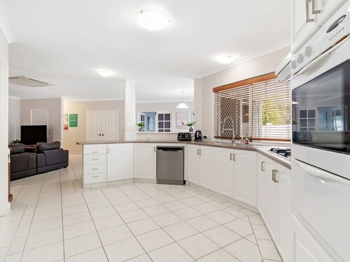 Aqua La Vista Mandurah