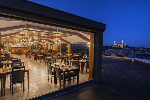 Demiray Hotel & Spa