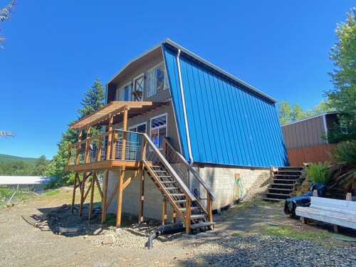 Lakeview with boat/RV parking and Starlink Internet