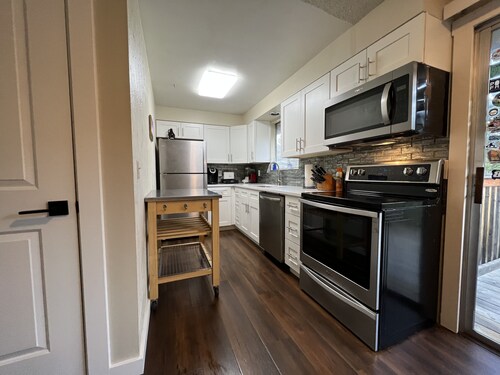 Photo Op with Sasquatch 2 min walk to Silver Mtn