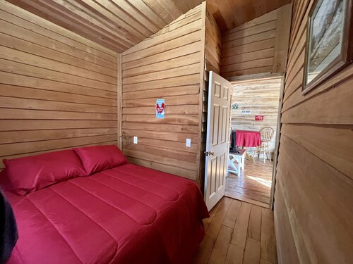 Rudy’s roost Rental Cabin - near Back of the Dragon Route 16