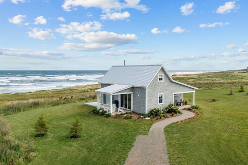 New Ocean Front Beach House With Access To Private Beach (License#2203401)