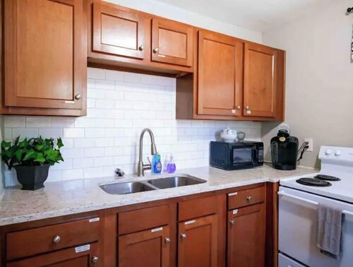 Coziest House In JAX | 3BR, 7 Minutes To Downtown