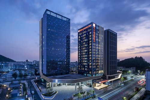 Hilton Garden Inn Shenzhen Airport