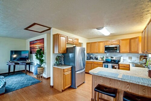 NEW - THE OUTRIGGER 3BR 2Bath - Hilo cold AC