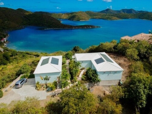 Sugarview Villa MainHouse: Coral Bay w/Pool, Ocean Views
