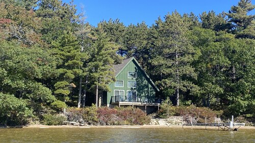 🍀 The Lucky Charm on Beaver Island's Lake Geneserath!