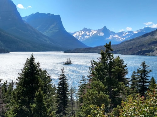 New Modern Cabin, Full Kitchen, Views &15 Min To Glacier East Entrance