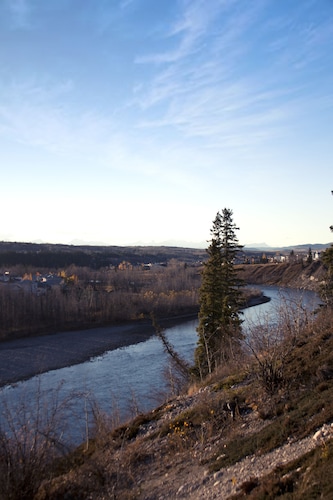 Bow River Inn