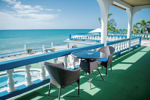 Beyond Sunset Resort & Villas