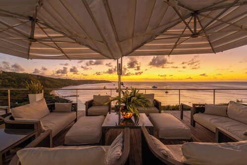 Ceblue Luxury Villas