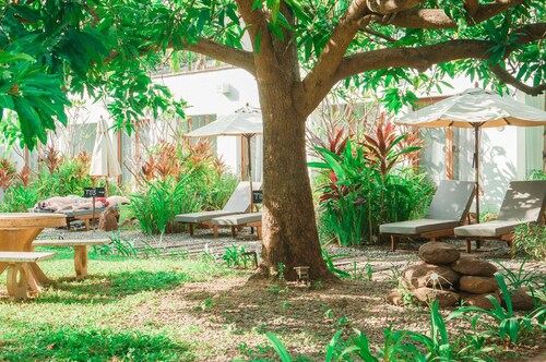 iRoHa Garden Hotel & Resort