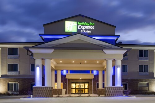 Holiday Inn Express & Suites Nevada by IHG