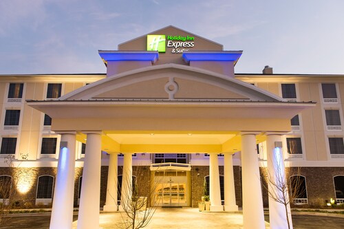 Holiday Inn Express & Suites Aiken, an IHG Hotel