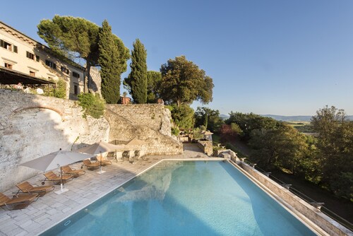 Borgo Pignano Tuscany
