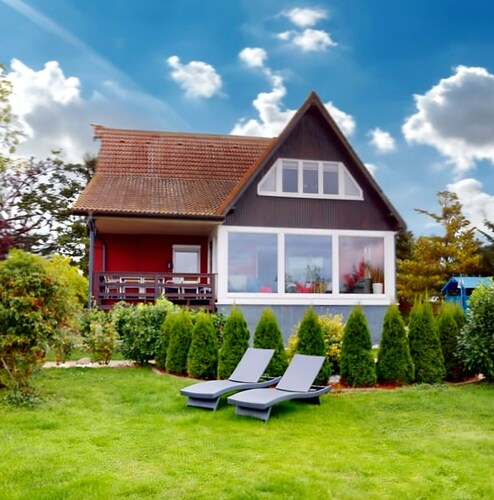 4*-Villa-DIREKTE WASSERLAGE-WINTERGARTEN -SAUNA-GARTEN-URIGE GRILL-/CHILL-LOUNGE
