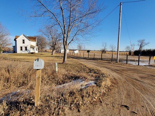 4 bedroom country farmhouse