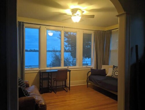 The Harbor House - Entire 1st Floor Waterfront