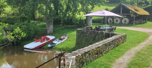 Gites moulin de Richebourg in a character property